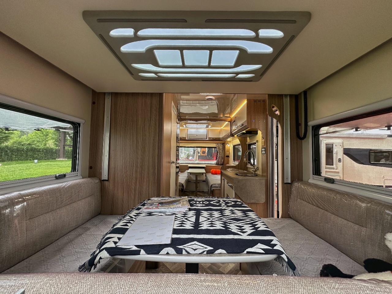 2025 Noah Ark 670A